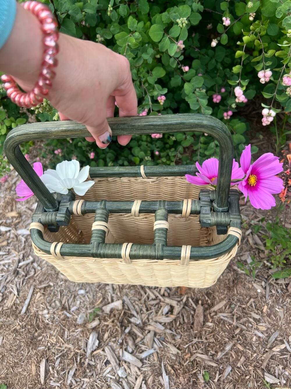 Vintage Divided Wicker and Bamboo Basket Caddy with Adjustable Handle